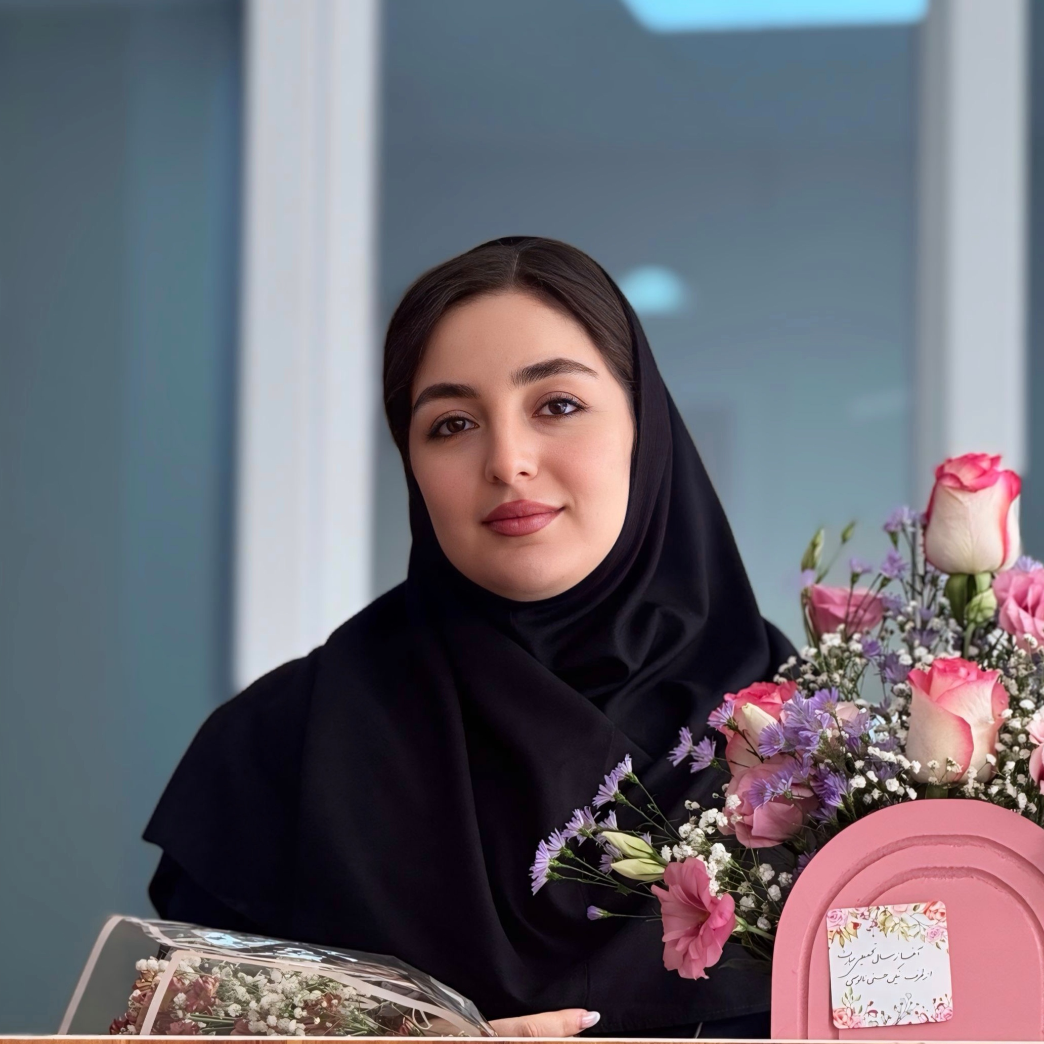 مژگان بهروز